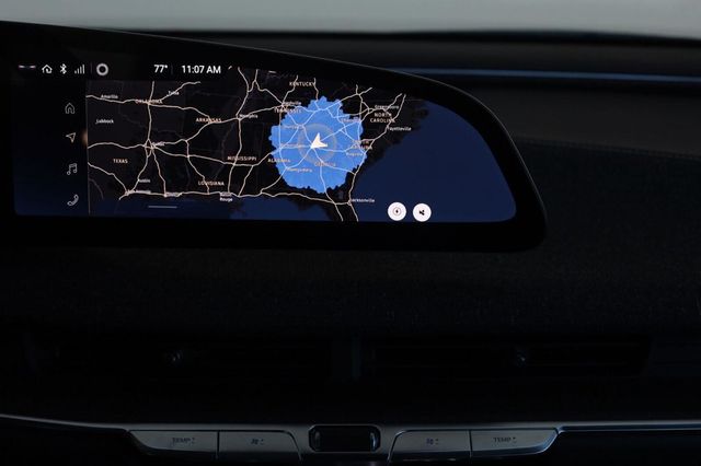 2025 Lucid Air Touring - 23080717 - 42