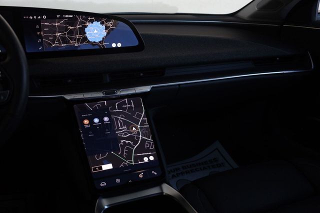2025 Lucid Air Touring - 23080717 - 43
