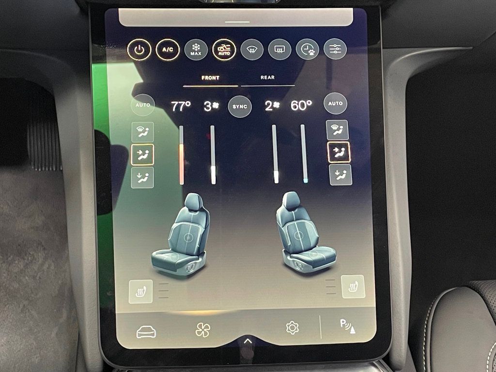 2025 Lucid Air Touring AWD - 23022911 - 37