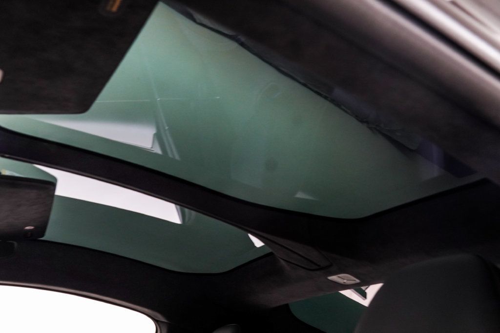 Lucid Air photo 19