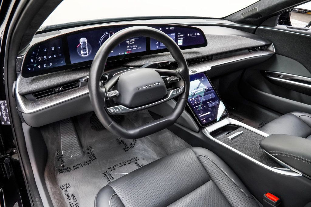 Lucid Air photo 20