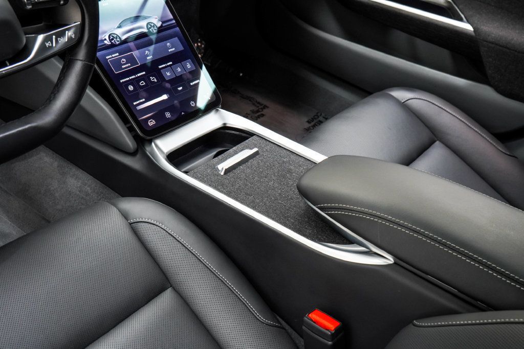 Lucid Air photo 21