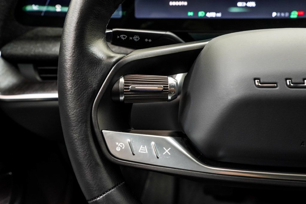Lucid Air photo 38