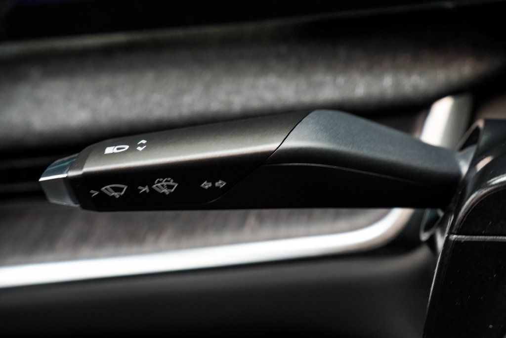 Lucid Air photo 39