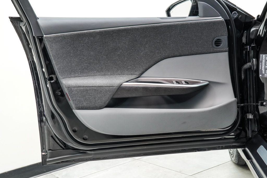 Lucid Air photo 41