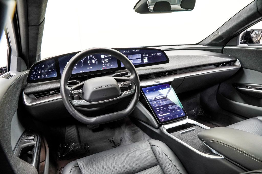 Lucid Air photo 5