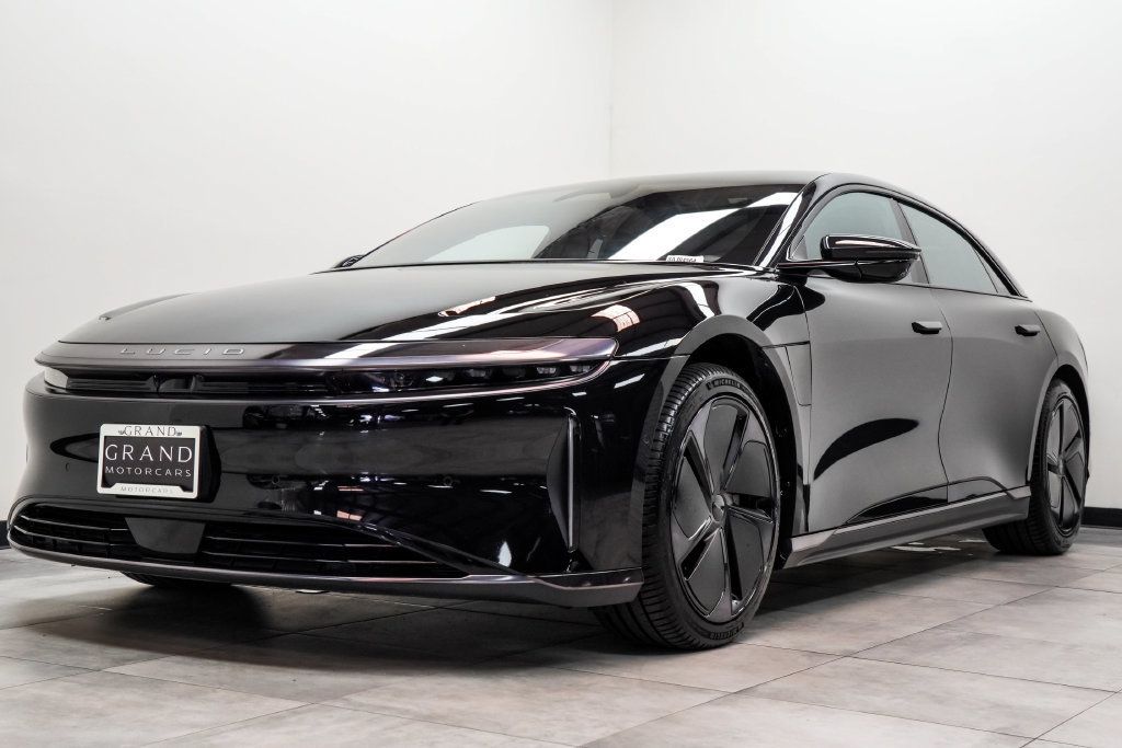 Lucid Air photo 7