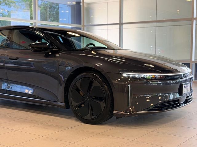 2025 Lucid Air Touring's photo