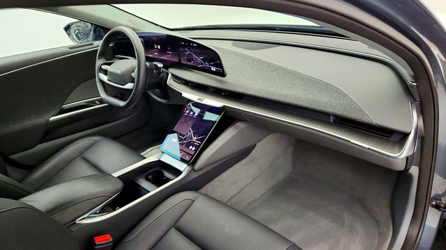 2025 Lucid Air Touring AWD w/ 19'' Aero Range Wheels - 23030666 - 25