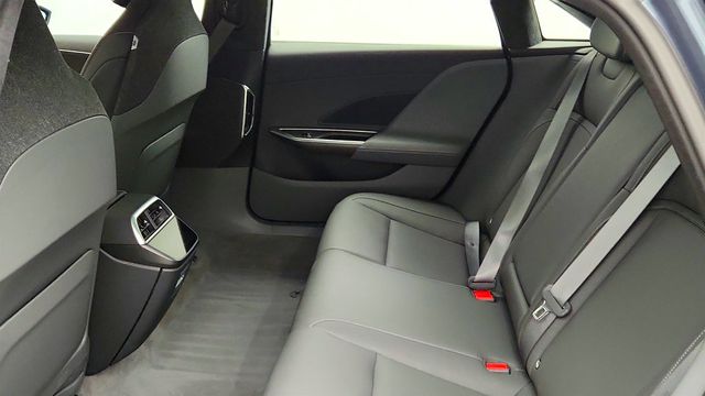 2025 Lucid Air Touring AWD with 20'' Wheels - 23029974 - 21