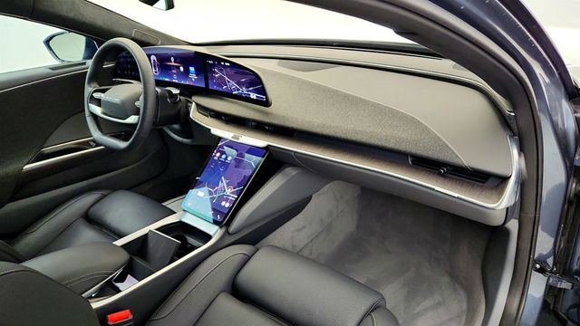 2025 Lucid Air Touring AWD with 20'' Wheels - 23029974 - 25