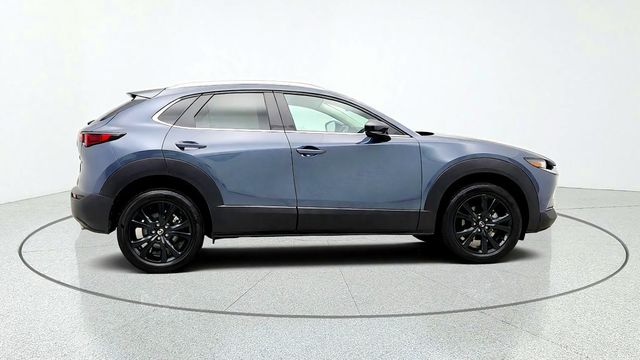 2025 Mazda CX-30 2.5 S Carbon Edition AWD w/ Red Leather, Bose Audio & Moonroof - 23092748 - 3