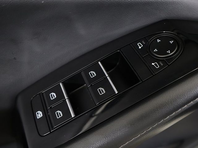 2025 Mazda CX-30 2.5 S Preferred Package AWD - 22988317 - 38