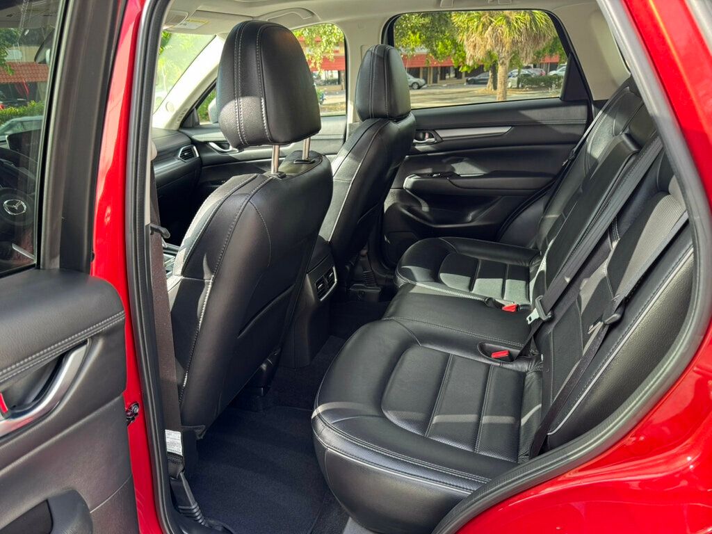 2025 Mazda CX-5 2.5 S Preferred Package AWD - 22957853 - 5