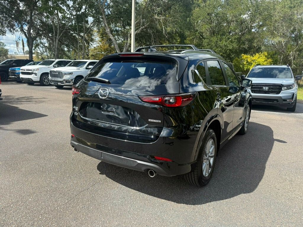 2025 Mazda CX-5 2.5 Select photo 10