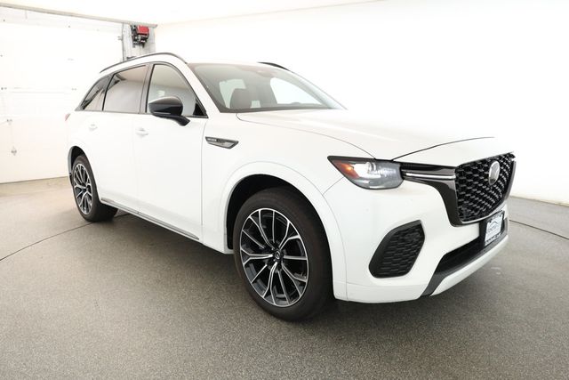 2025 Mazda CX-70 3.3 Turbo S Premium Package AWD with Digital Rear View Mirror - 22910116 - 2