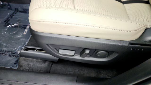 2025 Mazda CX-70 PHEV Premium Package AWD - 23079560 - 11