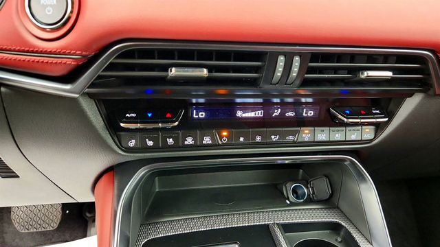 2025 Mazda CX-70 PHEV Premium Plus Package AWD - 23079187 - 17