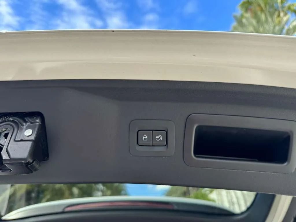 2025 Mazda CX-90 3.3 Turbo Select Package - 22968832 - 16