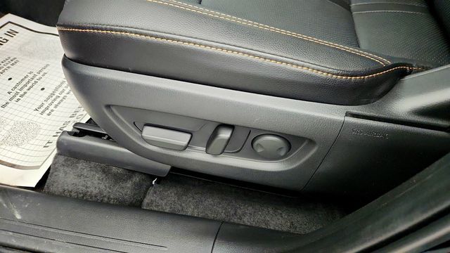 2025 Mazda CX-90 PHEV Preferred Package AWD - 23010706 - 11