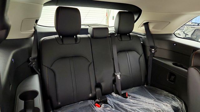 2025 Mazda CX-90 PHEV Preferred Package AWD - 23010706 - 22