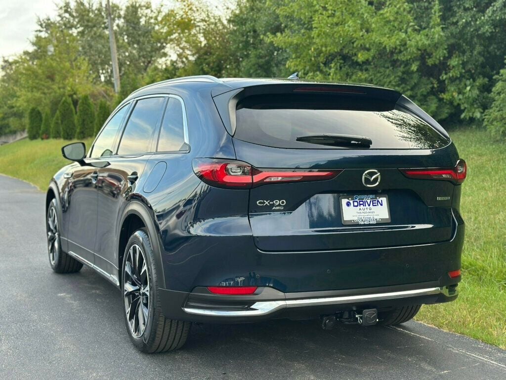 2025 Mazda CX-90 Premium Plus photo 4