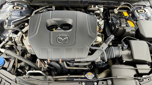 2025 Mazda Mazda3 Sedan 2.5 S Carbon Edition AWD - 23083476 - 26