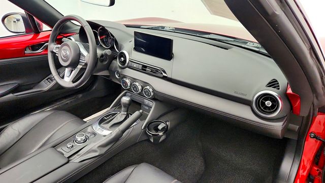 2025 Mazda MX-5 Miata Grand Touring Automatic w/ Wireless Apple CarPlay & Bose Premium - 23000082 - 22
