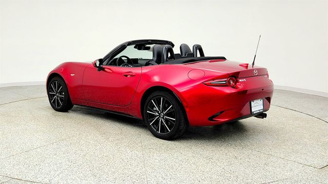 2025 Mazda MX-5 Miata Grand Touring Automatic w/ Wireless Apple CarPlay & Bose Premium - 23000082 - 6