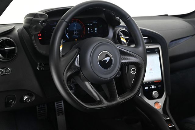 2025 McLaren 750S Spider - 22950983 - 9