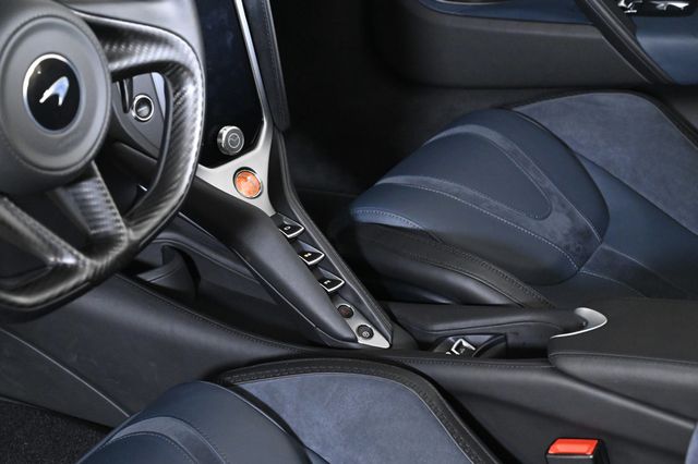 2025 McLaren 750S Spider - 22950983 - 13