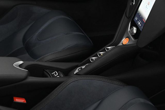 2025 McLaren 750S Spider - 22950983 - 15