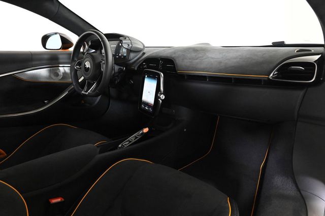 2025 McLaren Artura Performance - 22911649 - 14