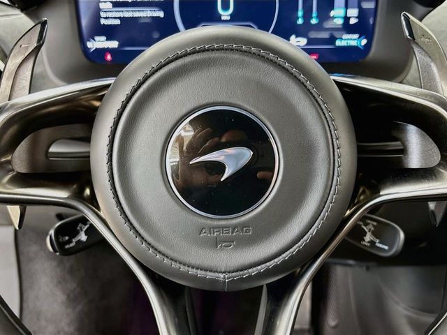 2025 McLaren Artura Performance Coupe - 23068036 - 18