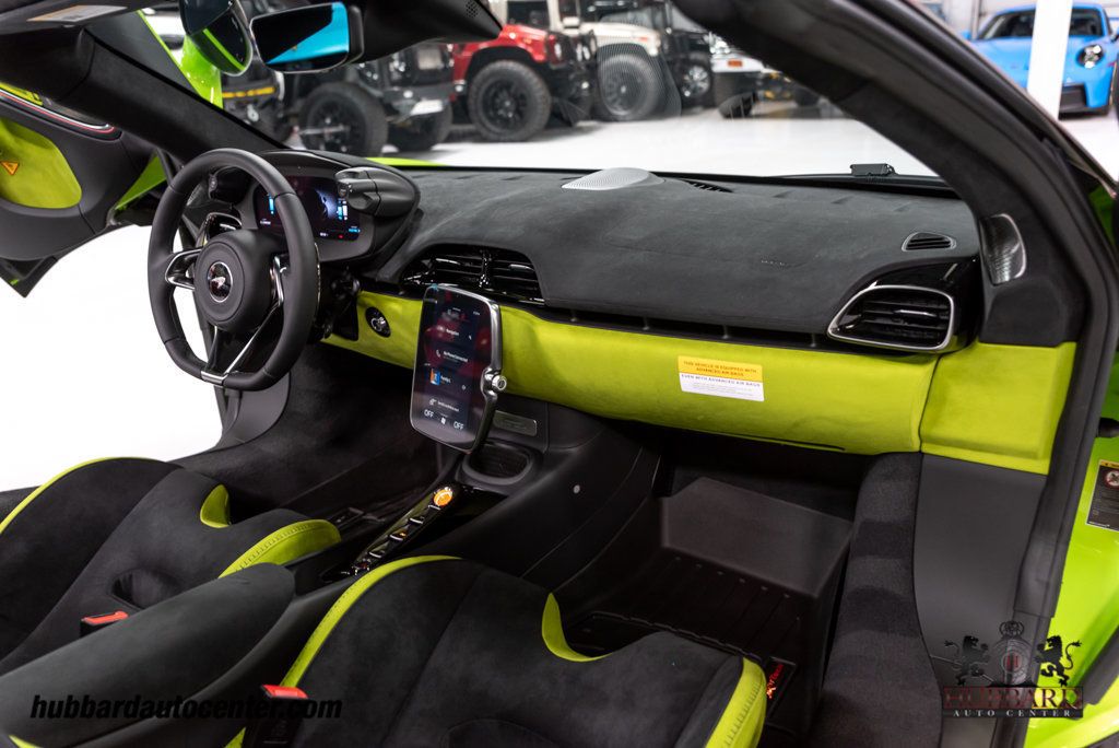 2025 McLaren Artura Spider - 22852533 - 22