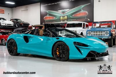 2025 McLaren Artura - SBM16BEA9SW003065