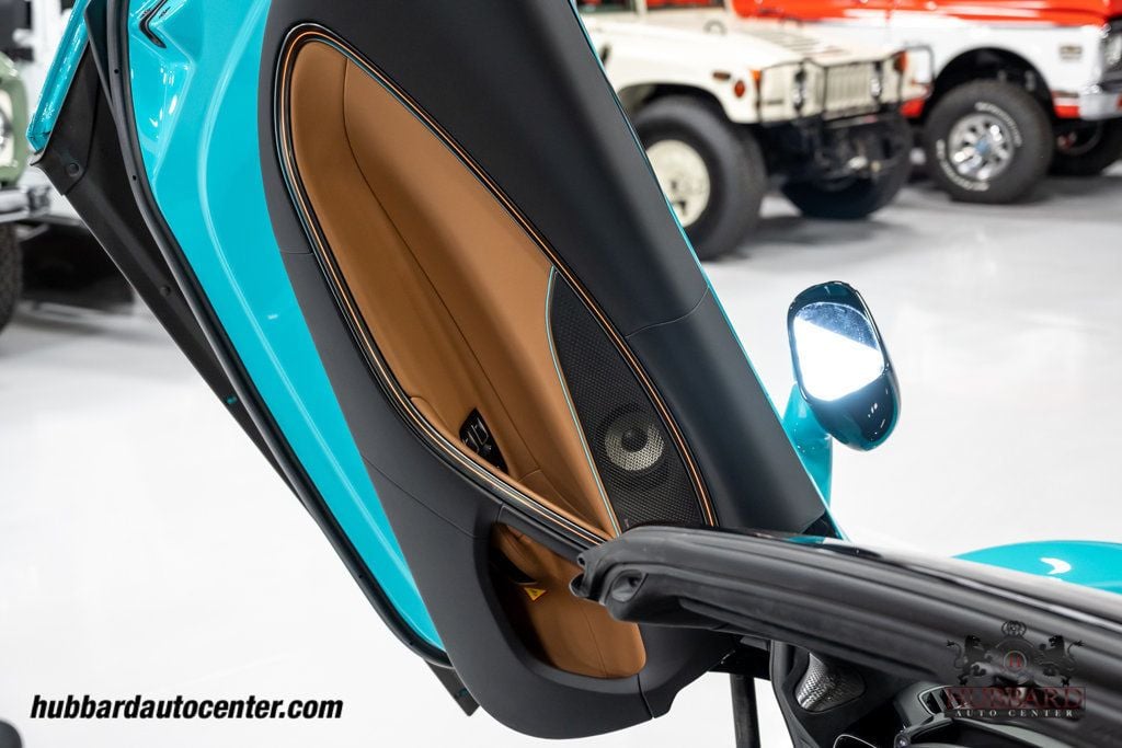 2025 McLaren Artura TechLux Spider - 22944375 - 17