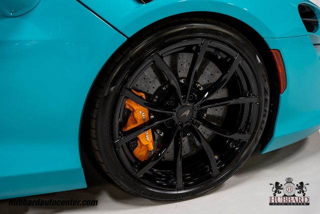 2025 McLaren Artura TechLux Spider - 22944375 - 37