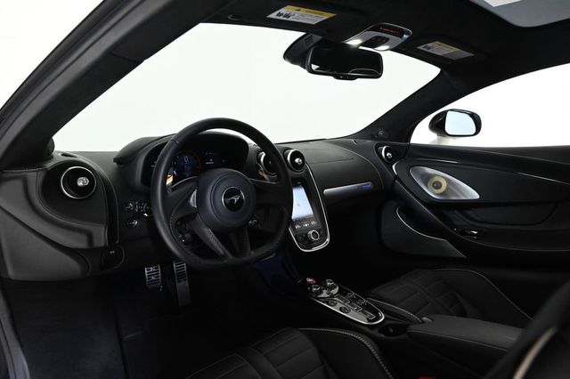 2025 McLaren GTS  - 22954265 - 8