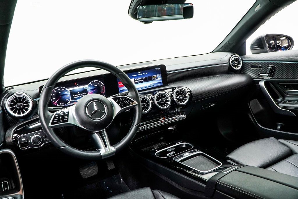 2025 Mercedes Benz CLA 250 photo 3