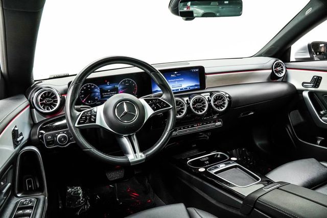2025 Mercedes-Benz CLA CLA 250's photo