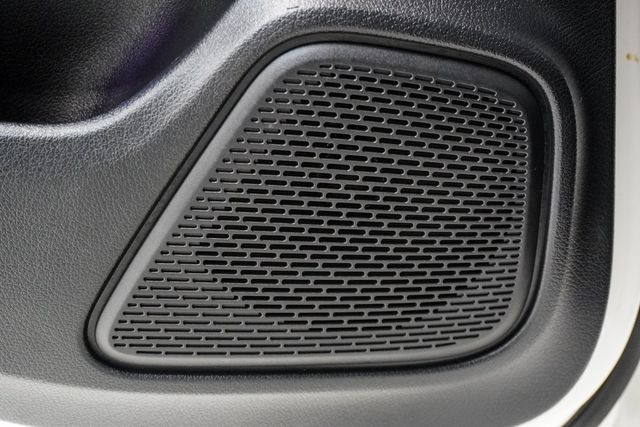 2025 Mercedes Benz CLA 250 photo 9