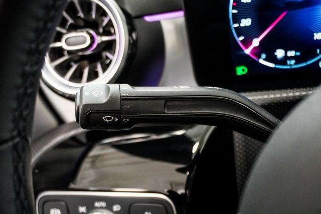 2025 Mercedes Benz CLA 250 photo 18