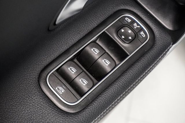 2025 Mercedes Benz CLA 250 photo 22
