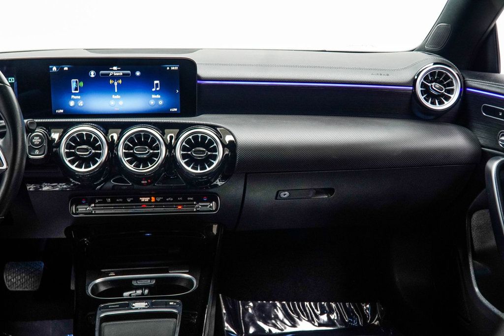 Mercedes-Benz CLA CLA 250 Coupe photo 18