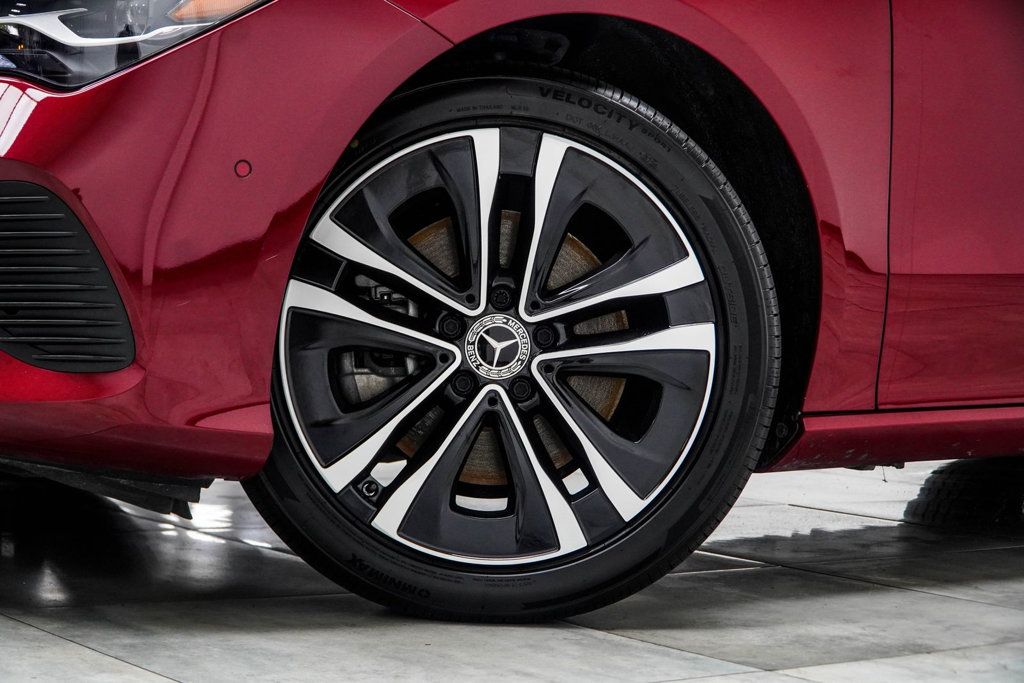 Mercedes-Benz CLA CLA 250 Coupe photo 6