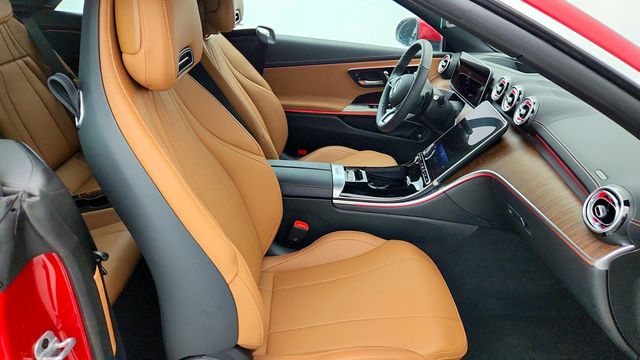 2025 Mercedes-Benz CLE CLE 300 4MATIC Cabriolet, Pinnacle w/ Driver Assistance Package - 22969004 - 25