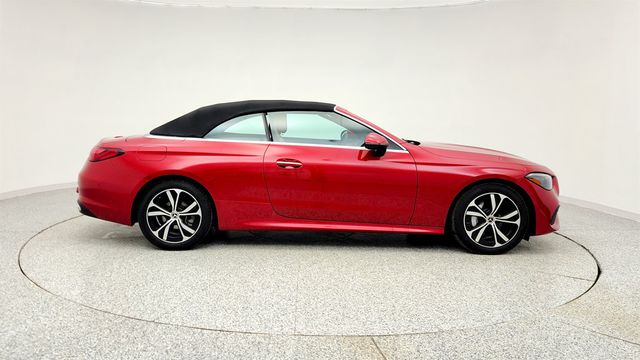 2025 Mercedes-Benz CLE CLE 300 4MATIC Cabriolet, Pinnacle w/ Driver Assistance Package - 22969004 - 3