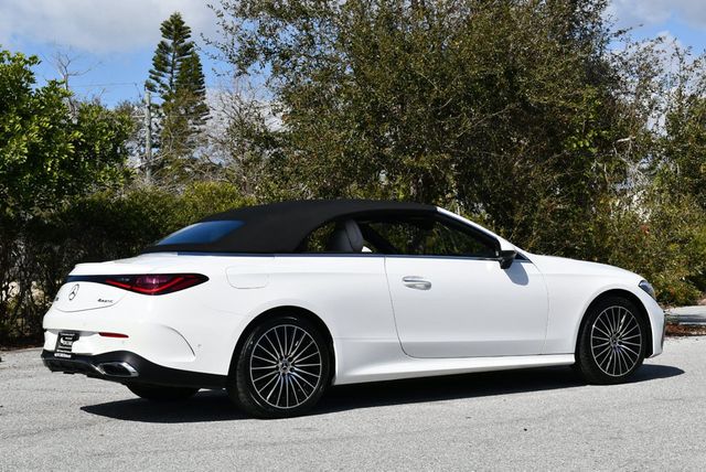 2025 Mercedes-Benz CLE CLE 300 4MATIC Cabriolet W/AMG Line Package - 22981314 - 40