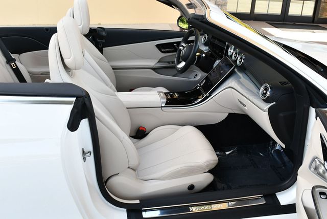 2025 Mercedes-Benz CLE CLE 300 4MATIC Cabriolet W/AMG Line Package - 22981314 - 64